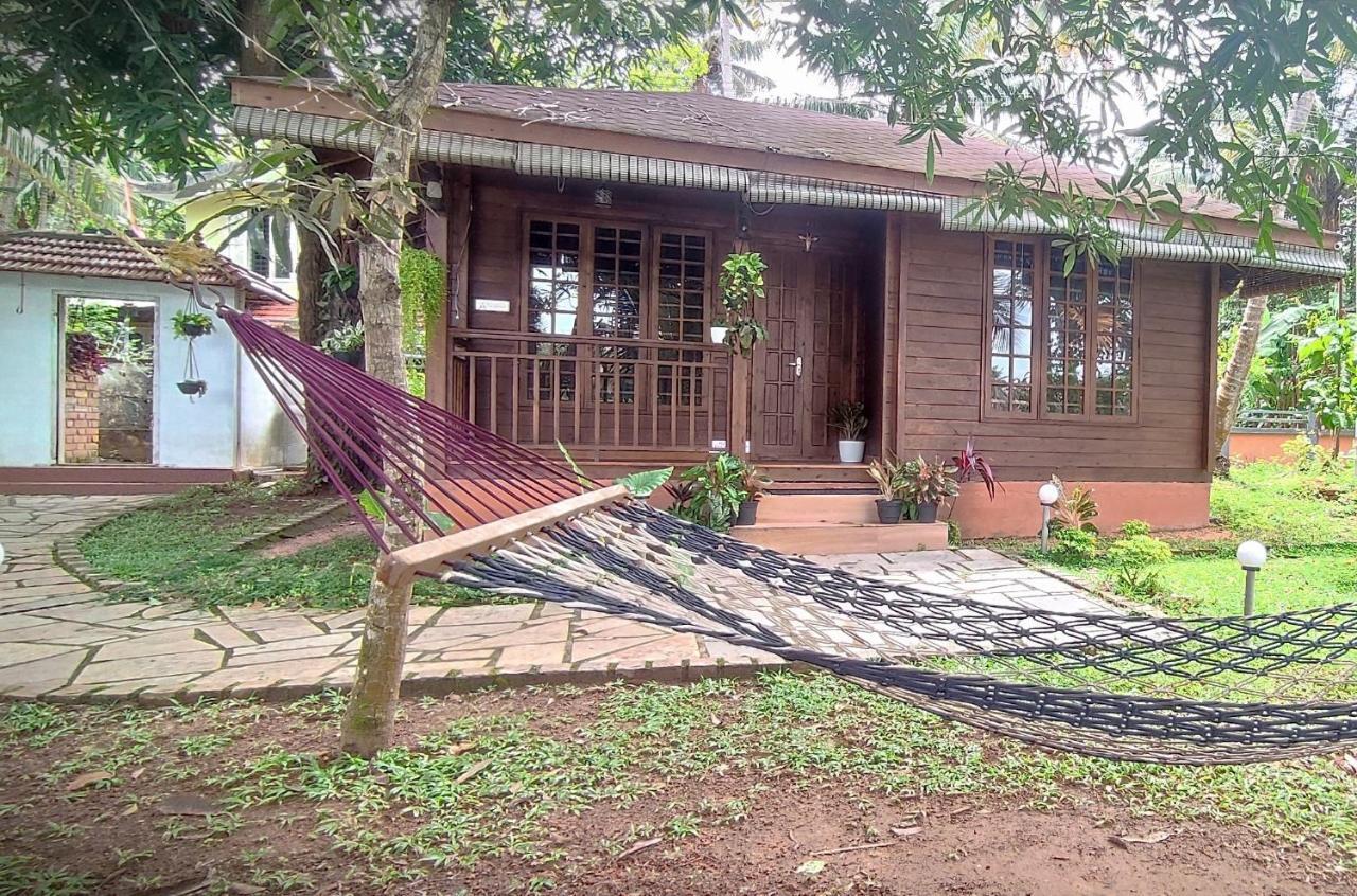 Greenchromide Homestays Mundrothuruth ภายนอก รูปภาพ